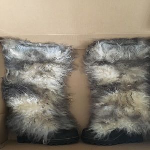 Sorel Wild Wooly Wedge Boots